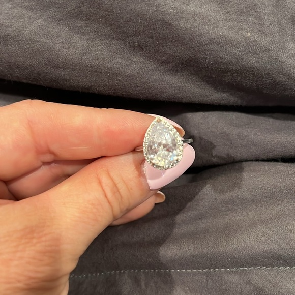 Teardrop Halo Pear Cut 4 Carat Cubic Zirconia CZ Engagement Ring - Picture 3 of 5